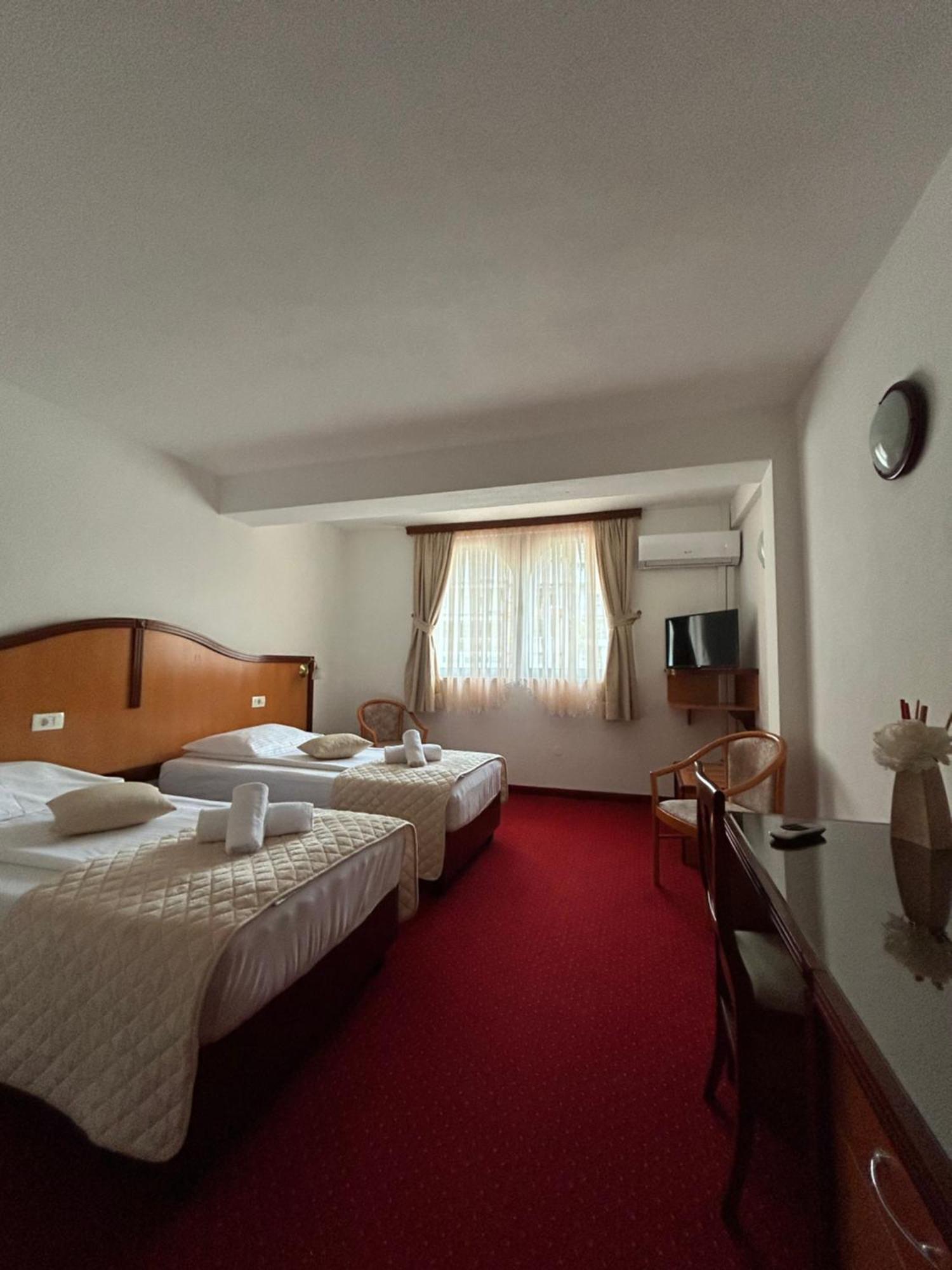 Hotel Bavaria Trogir 3*