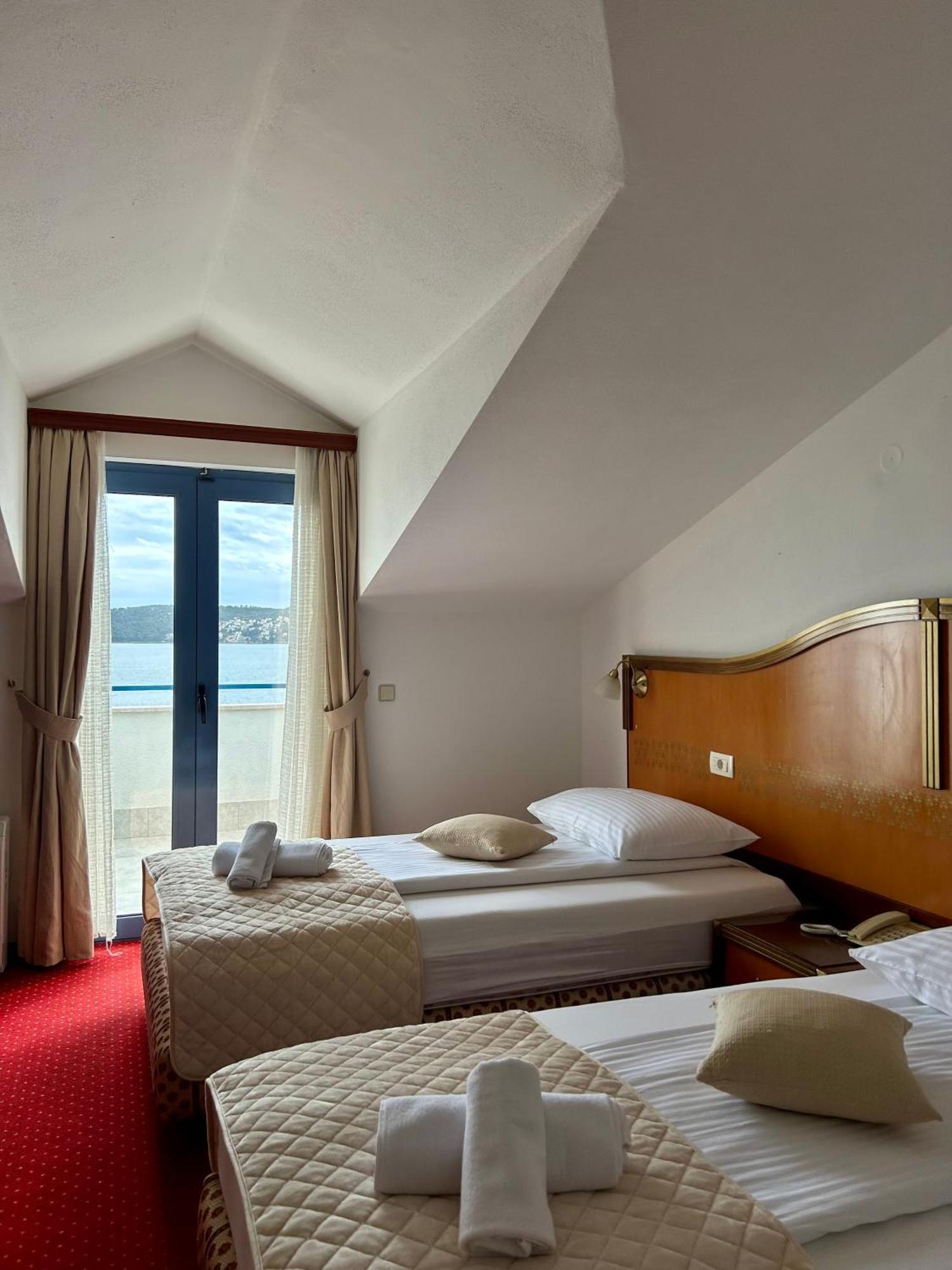 Bavaria Trogir 3*