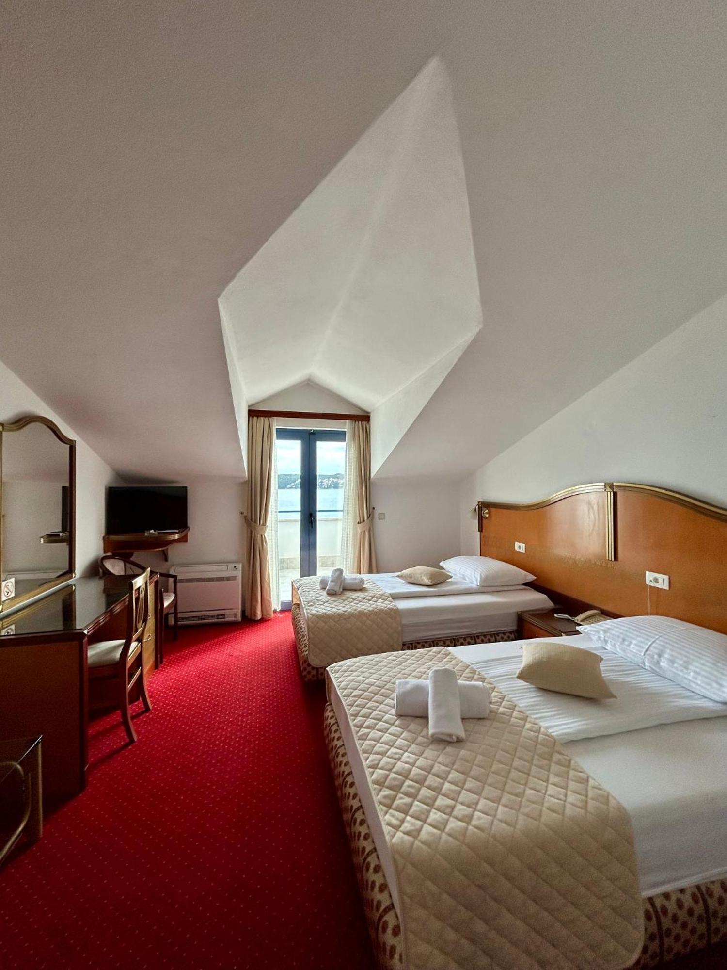 Bavaria Trogir 3* Donji Seget